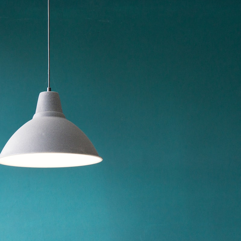 Moderna stolna lampa "Nordic"